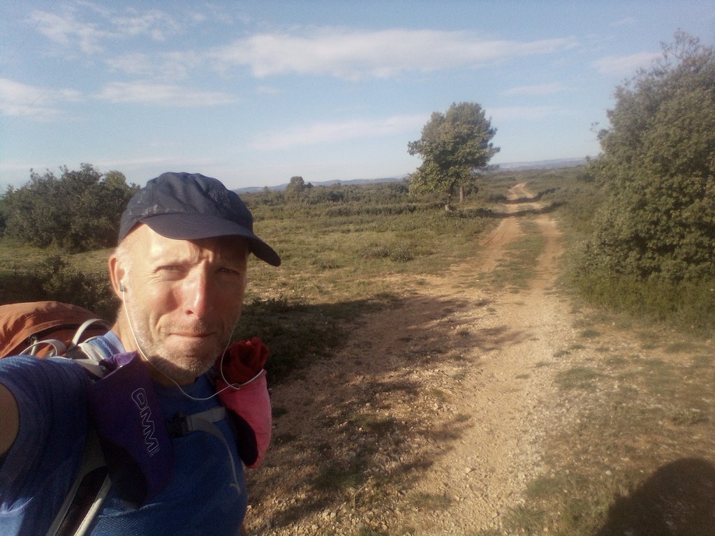 Aangevallen door een hond en een deel van de Via Aurelia&nbsp;afgetikt