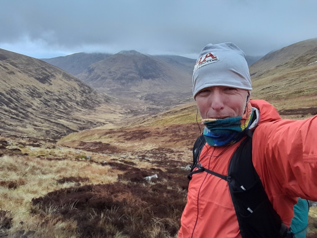 Twee Munro’s rennend, de tijger is uit de&nbsp;kooi