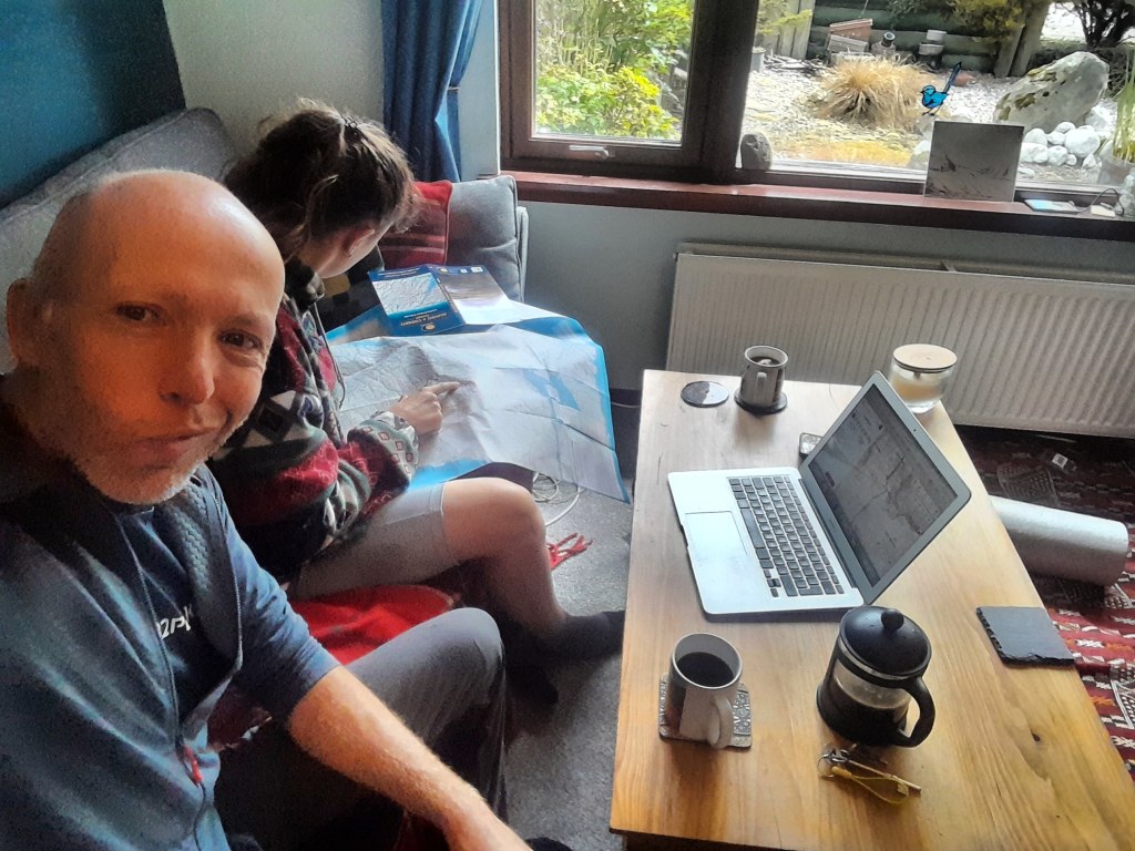 Tochtenplanning en mooie verhalen in Kingussie en verenigd met mijn expeditiemaaltijden en&nbsp;repen